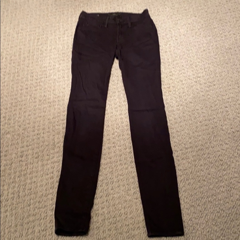 Super comfy black five pocket